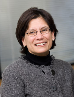 Dr. Katherine Luzuriaga.JPG 1234